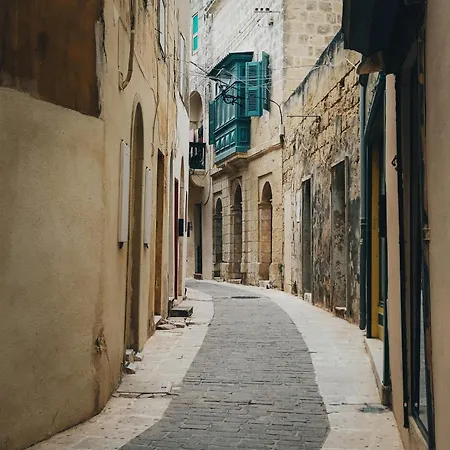 Case de vacanță Authentic 1br House Of Character In Gozo By 360 Estates