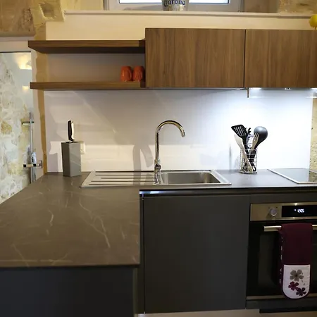 Authentic 1br House Of Character In Gozo By 360 Estates Case de vacanță *